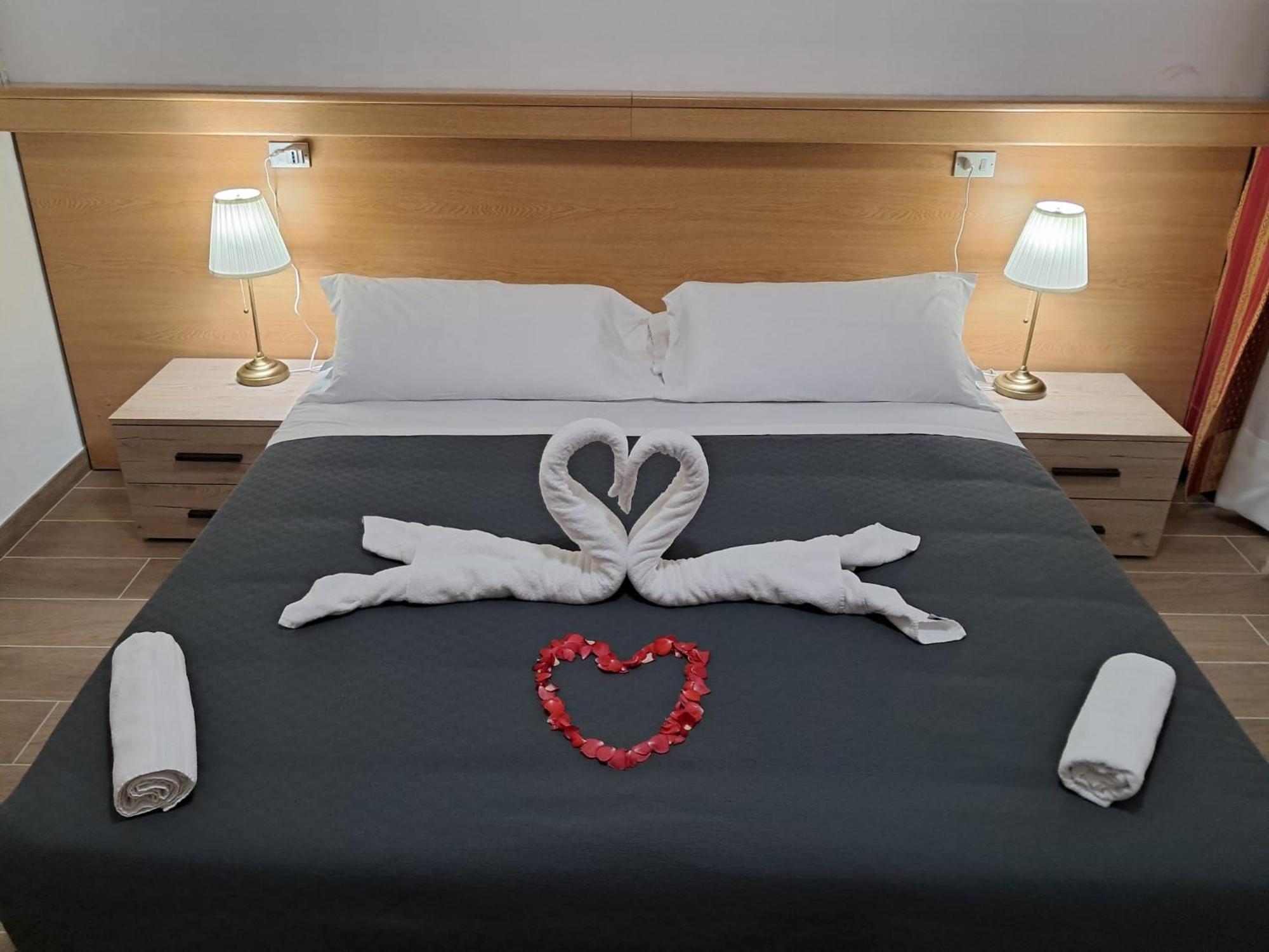 Hotel Tito 2 Местре Екстер'єр фото